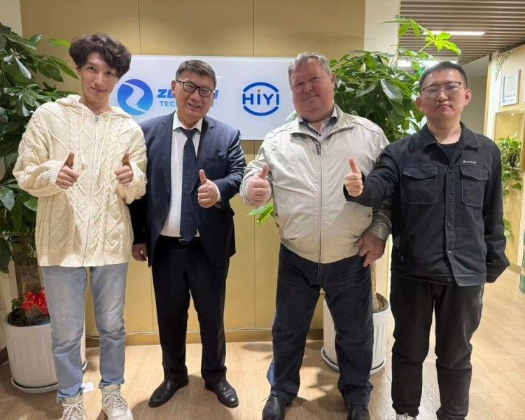 Mở rộng sang thị trường Trung Á, khách hàng Kazakhstan đã đến thăm công nghệ Zetron để khám phá tương lai mới cho an toàn khí đốt